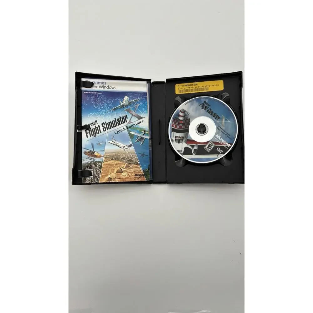 Microsoft Windows FLIGHT SIMULATOR X PC DVD w/ Slip Cover Complete VG Condition